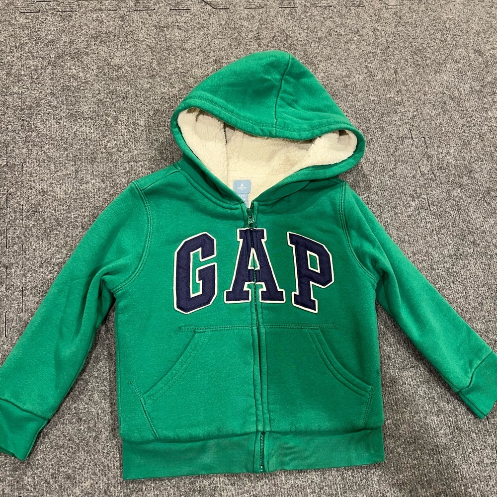 Super warm baby GAP zippered hooded sweatshirt 4t